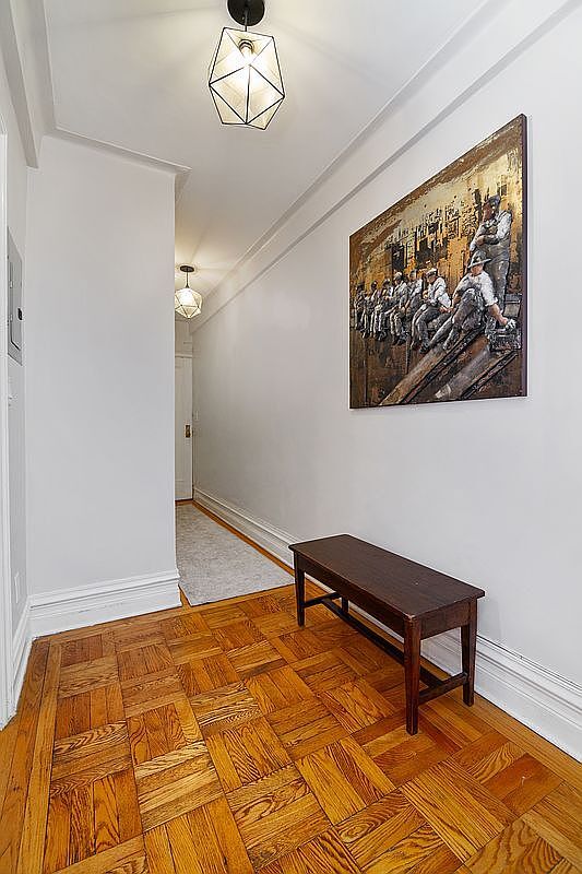 Building Photo - 35 W 92nd St