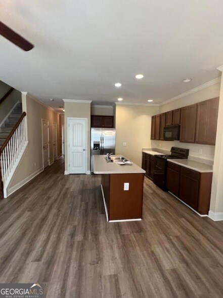 Foto del edificio - 2918 Hillside Pl