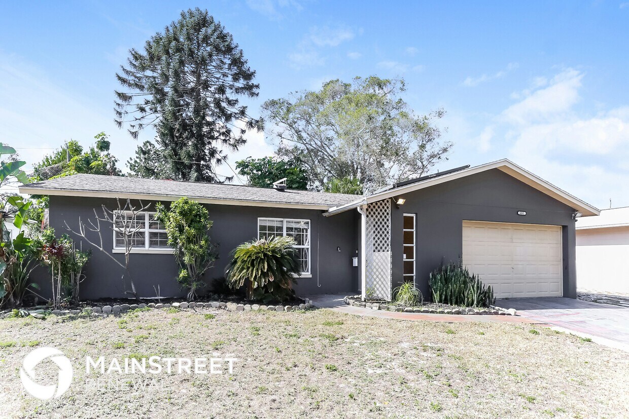 Foto principal - 6801 14th Way S