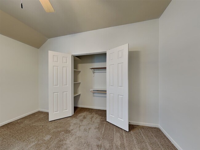 Foto del edificio - 16518 Barker Ranch Ct