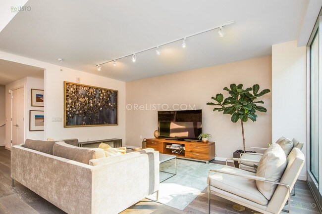 Building Photo - 1501 Filbert St