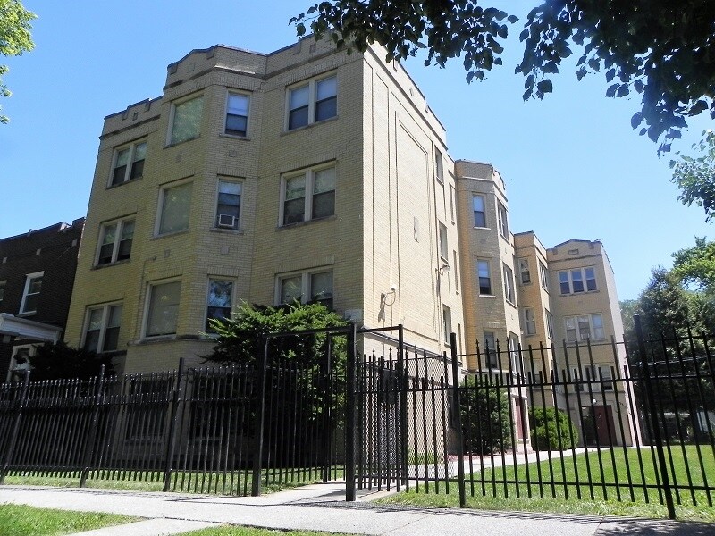 Building Photo - 31 N Lorel Ave