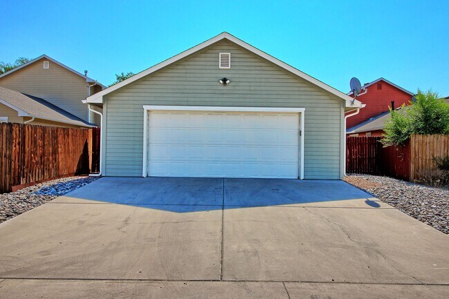 Foto del edificio - Lovely 3 bedroom, 2 bath home for rent in ...