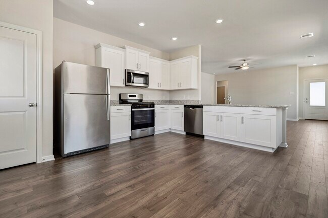 Building Photo - 15511 Caramel Spgs Dr