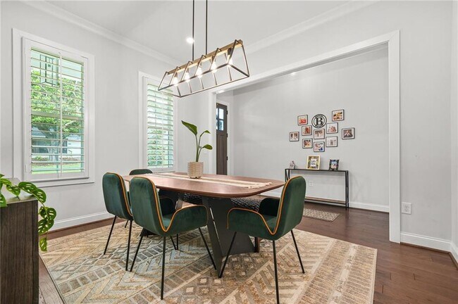 Foto del edificio - 2462 Reed St