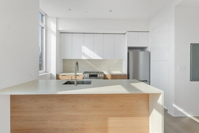 Building Photo - 1 bedroom in Brooklyn NY 11217