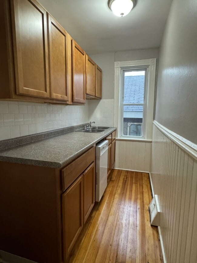 Foto del edificio - 58 Division St