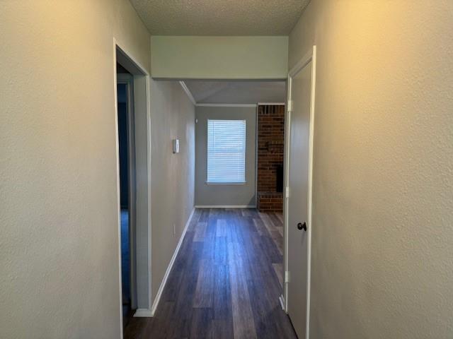 Foto del edificio - 7705 Red Oak St