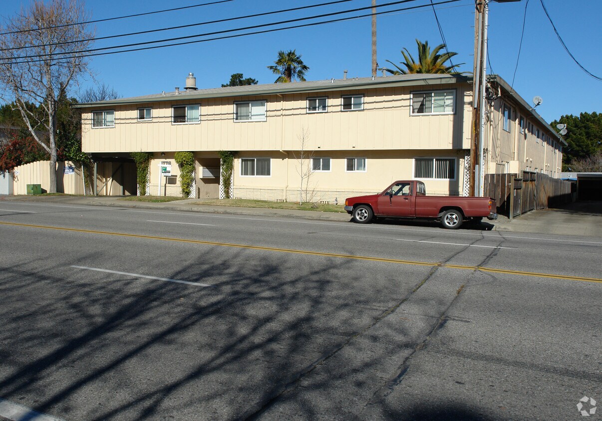 Primary Photo - 1776 California St