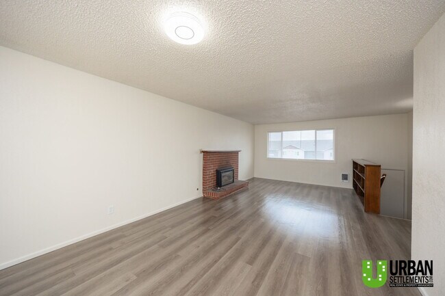 Foto del edificio - 1404 2nd St