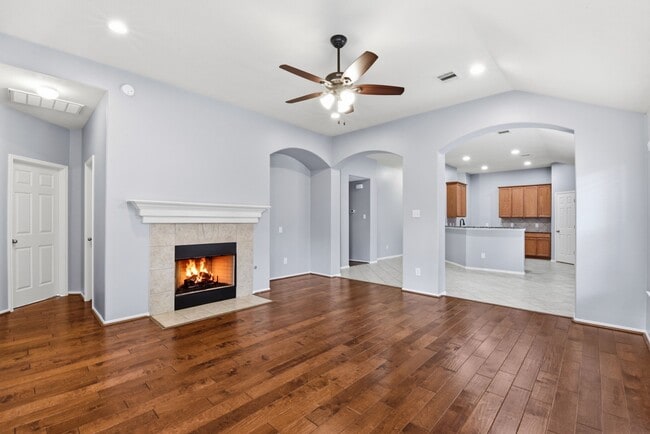 Building Photo - 14019 Pueblo Run Dr