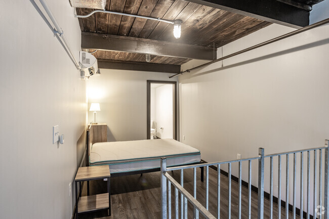 1BR, 1BA-430SF - @HudsonPark