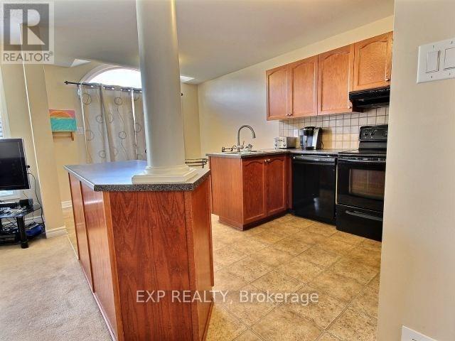 Building Photo - 249 HUNTERBROOK St
