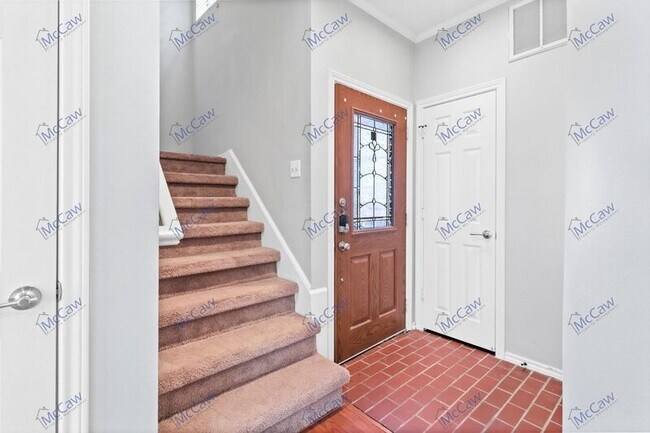 Building Photo - 4141 Hyer St.