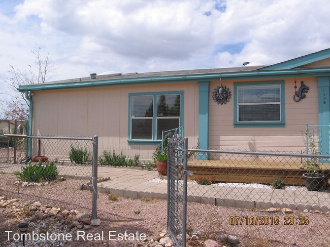 Building Photo - 1499 N Saddleback Cir