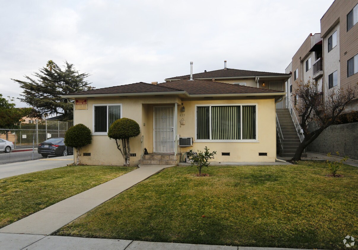 Foto del edificio - 435 W Lomita Ave