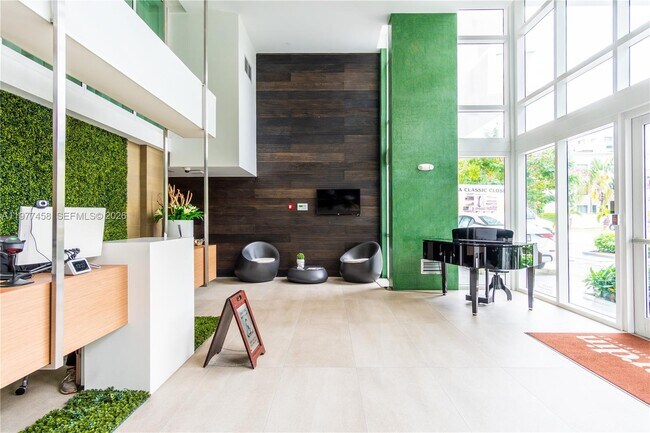 Building Photo - 1150 102nd St