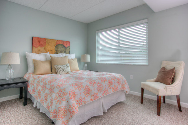 Bedroom One | 12" x 14" - Bayside Villas