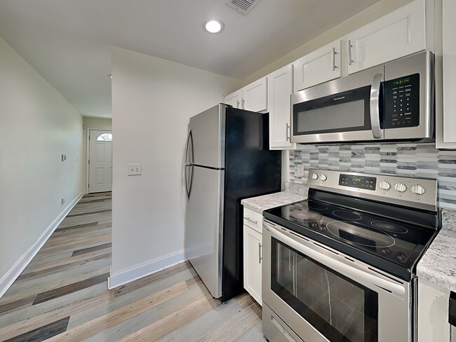 Foto del edificio - 219 12th St W