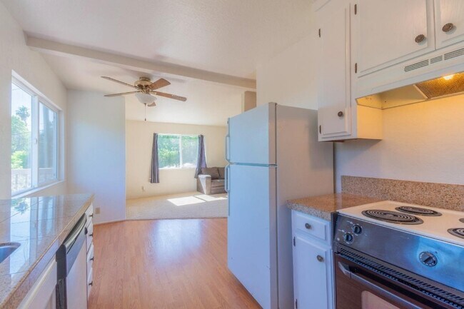 Foto del edificio - 250 Tabor Dr