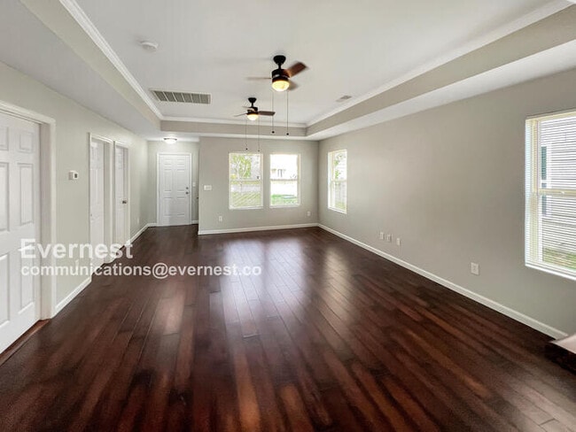 Building Photo - 222 Bermuda Lakes Dr