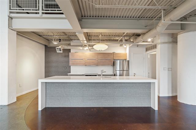 Foto del edificio - 3110 Thomas Ave