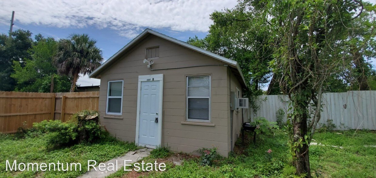 3307 E Frierson Ave, Tampa, FL 33610 Room for Rent in Tampa, FL