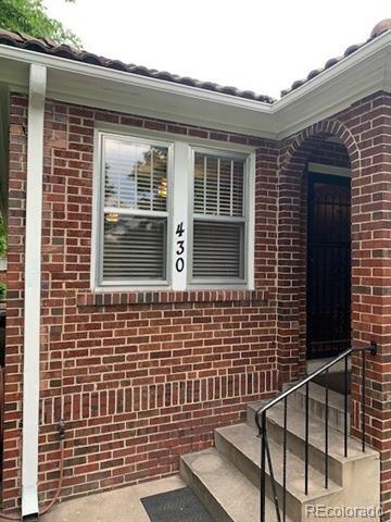 Building Photo - 430 S Corona St