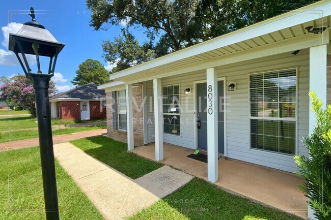 Foto del edificio - Stunning Semmes Home **COMING SOON!**