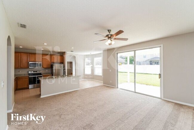 Foto del edificio - 3314 Horseshoe Trail Dr