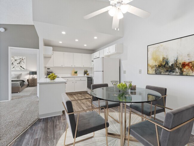 Foto del edificio - Shadowridge Heights