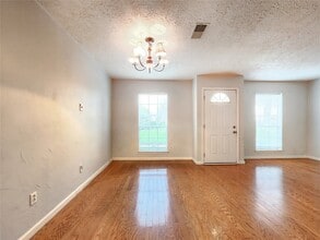 Building Photo - 12226 Beamer Rd
