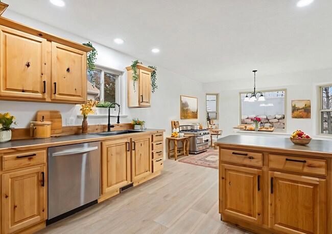 Foto del edificio - 2199 S Morgan Rd