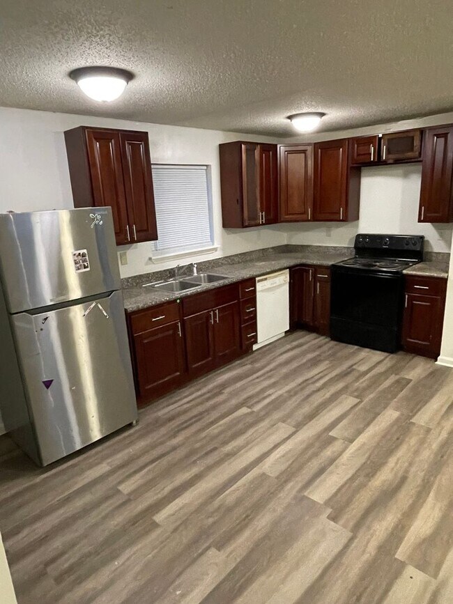 Foto del edificio - 8722-8722 Hickory St