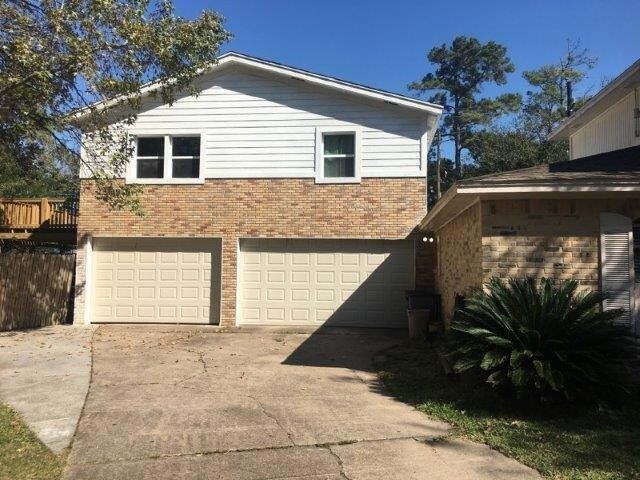 Building Photo - 7902 Twining Oaks Ln