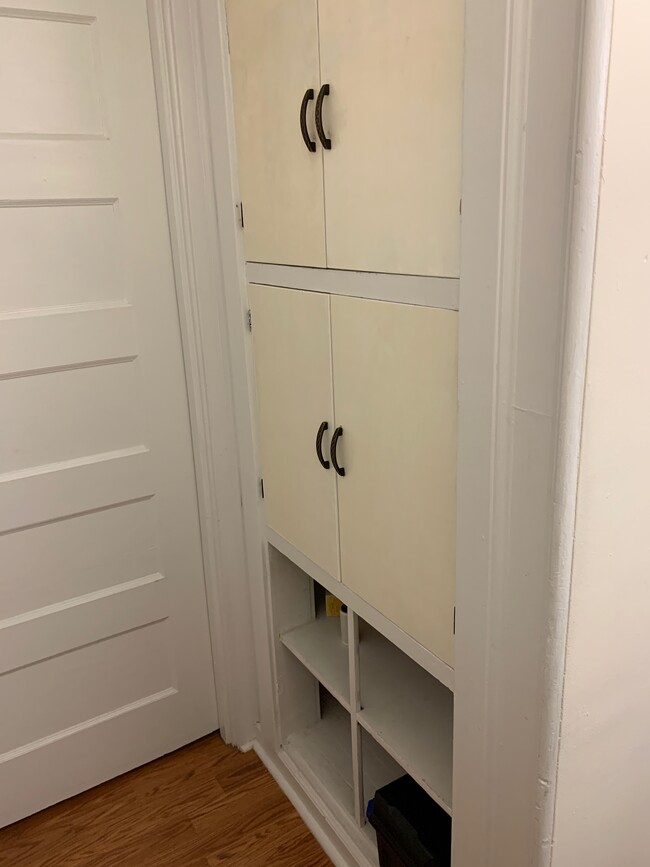 Vestíbulo - 126 E Vermont St