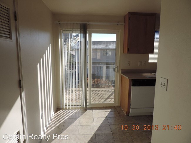Foto del edificio - 1264 W Newlands Dr