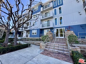 Building Photo - 6038 Carlton Way
