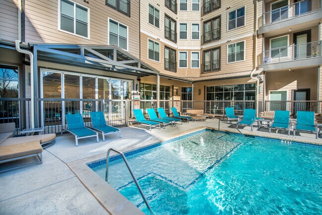33 North Apartments Denton, TX