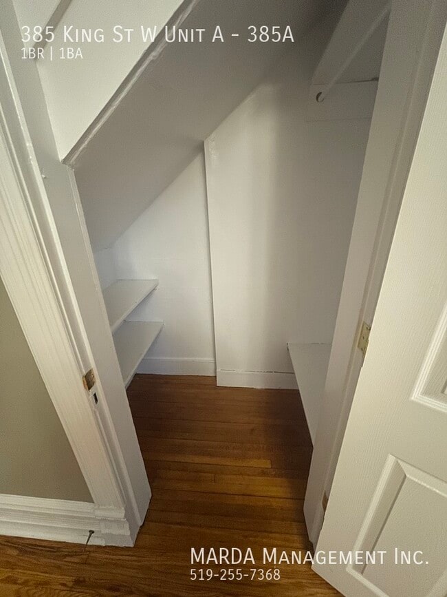 Building Photo - GORGEOUS 1 BED/1 BATH VICTORIAN APT IN DT ...