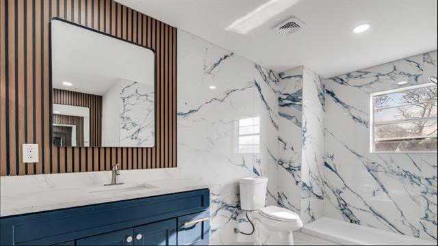 Foto del edificio - 8435 Birchcroft Dr