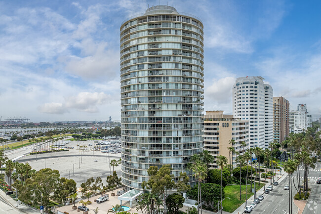 Foto del edificio - International Tower