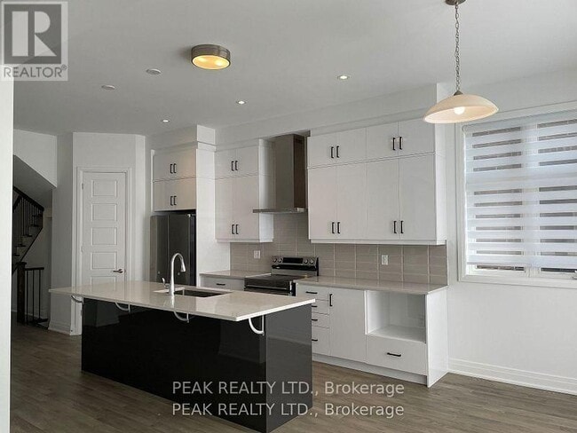 Building Photo - 3190 William Cutmore Blvd