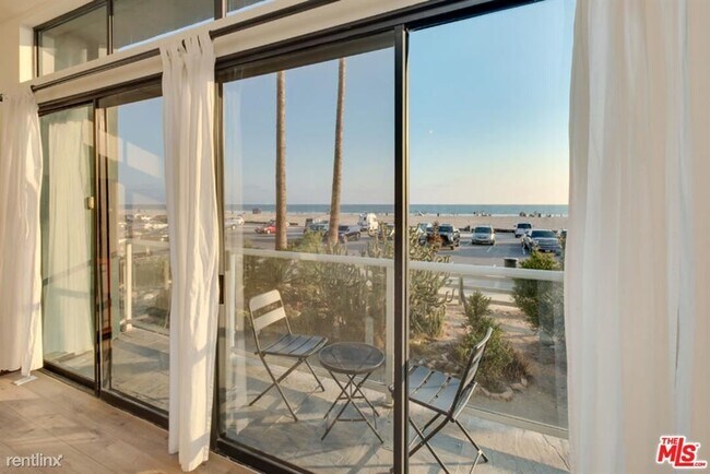 Foto del edificio - 2 br, 2 bath Condo - 1 Buccaneer St Apt 4