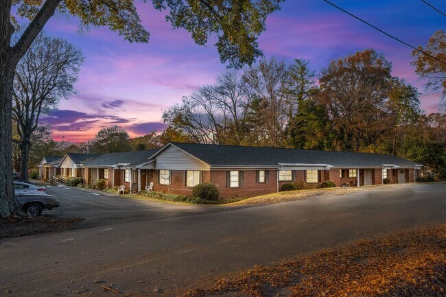 Foto del interior - Chamberlain Oaks Apartments