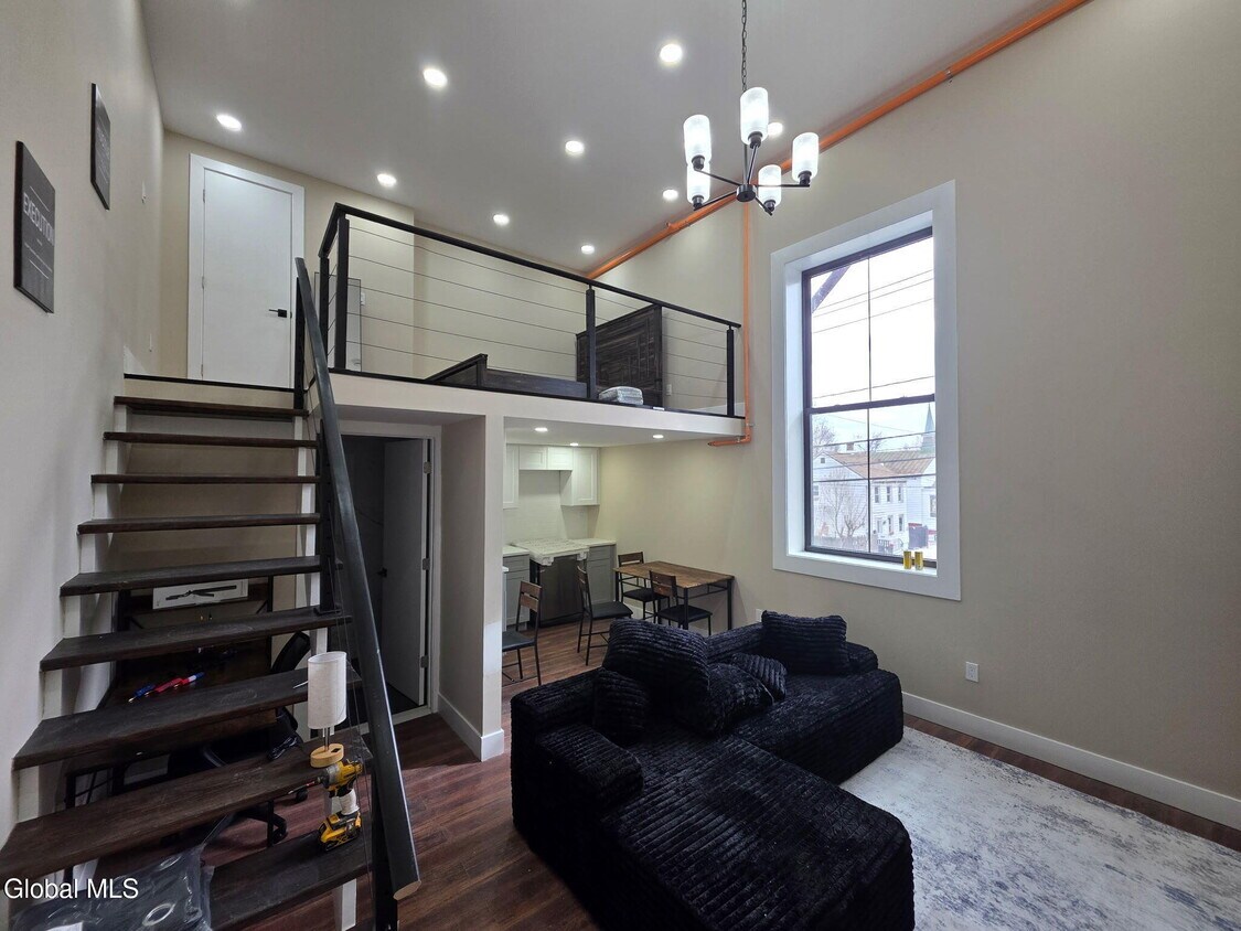 Foto del edificio - 43 Second Ave