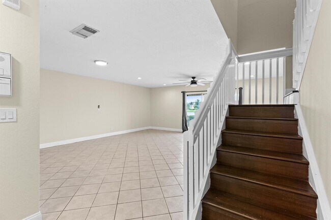 Building Photo - 6219 Eaton St