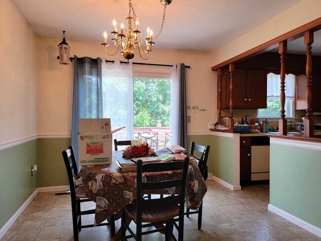 Foto del edificio - 255 Shenk Ave