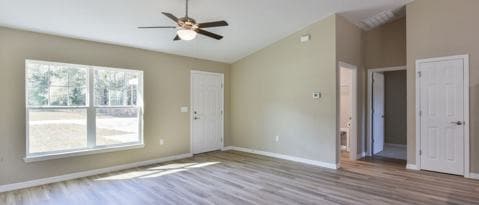 Building Photo - 10359 N Halsey Way