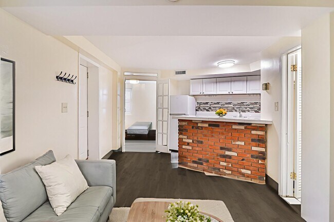 Foto del edificio - 821 North Carolina Ave SE